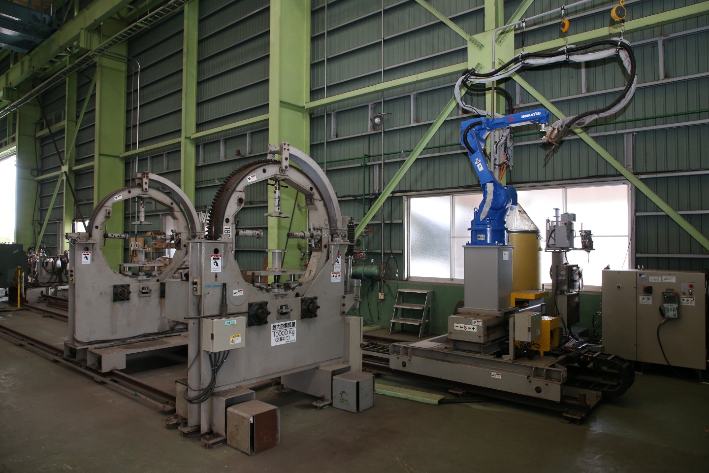 柱大組溶接ロボットシステム